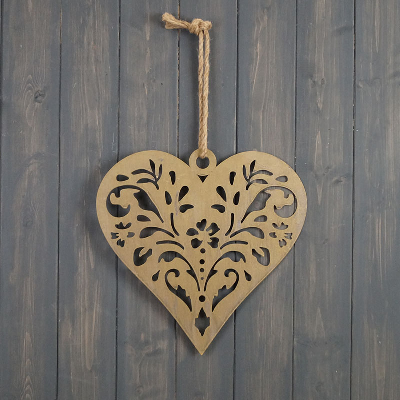 Gold Metal Hanging Heart (30.3cm) detail page